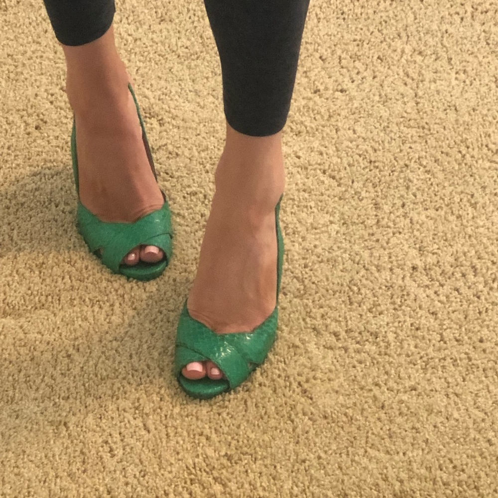 Cole Haan - Nike Air heels. Size 8